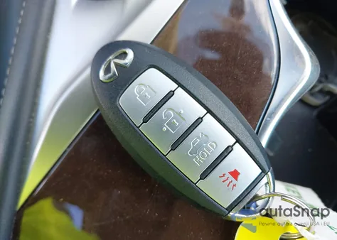 2015 Infiniti Q50 Premium z USA, uszkodzony, nr VIN JN1BV7AR4FM413964